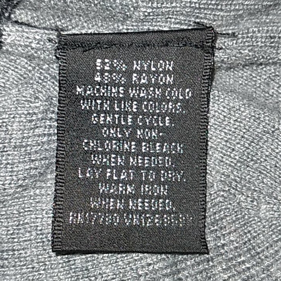 Mossimo Gray Striped V-Neck Long Sleeve Sweater - Picture 6 of 8